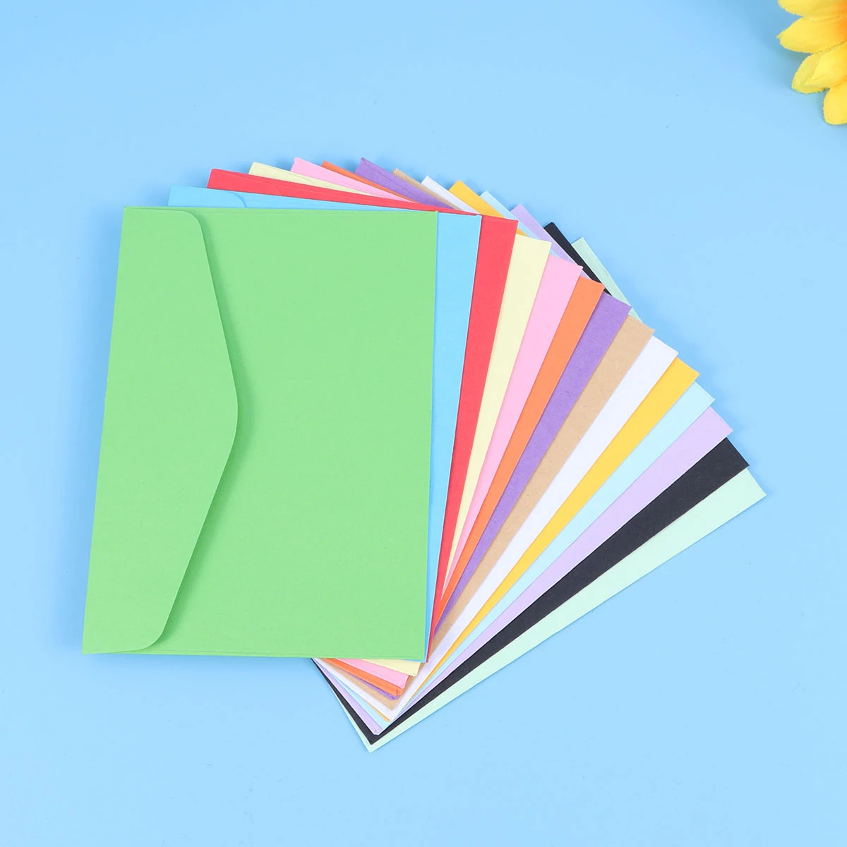 

100pcs Mini Envelopes Blank Stationery Gift Card 8cm Candy Colors Solid Photo Letter Envelopes Natural Paper Elegant
