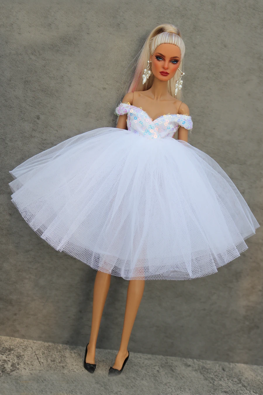 White dress / ballet dress lace evening gown / handmade 30cm doll clothing outfit For 1/6 Xinyi FR ST Barbie Doll / girl toys