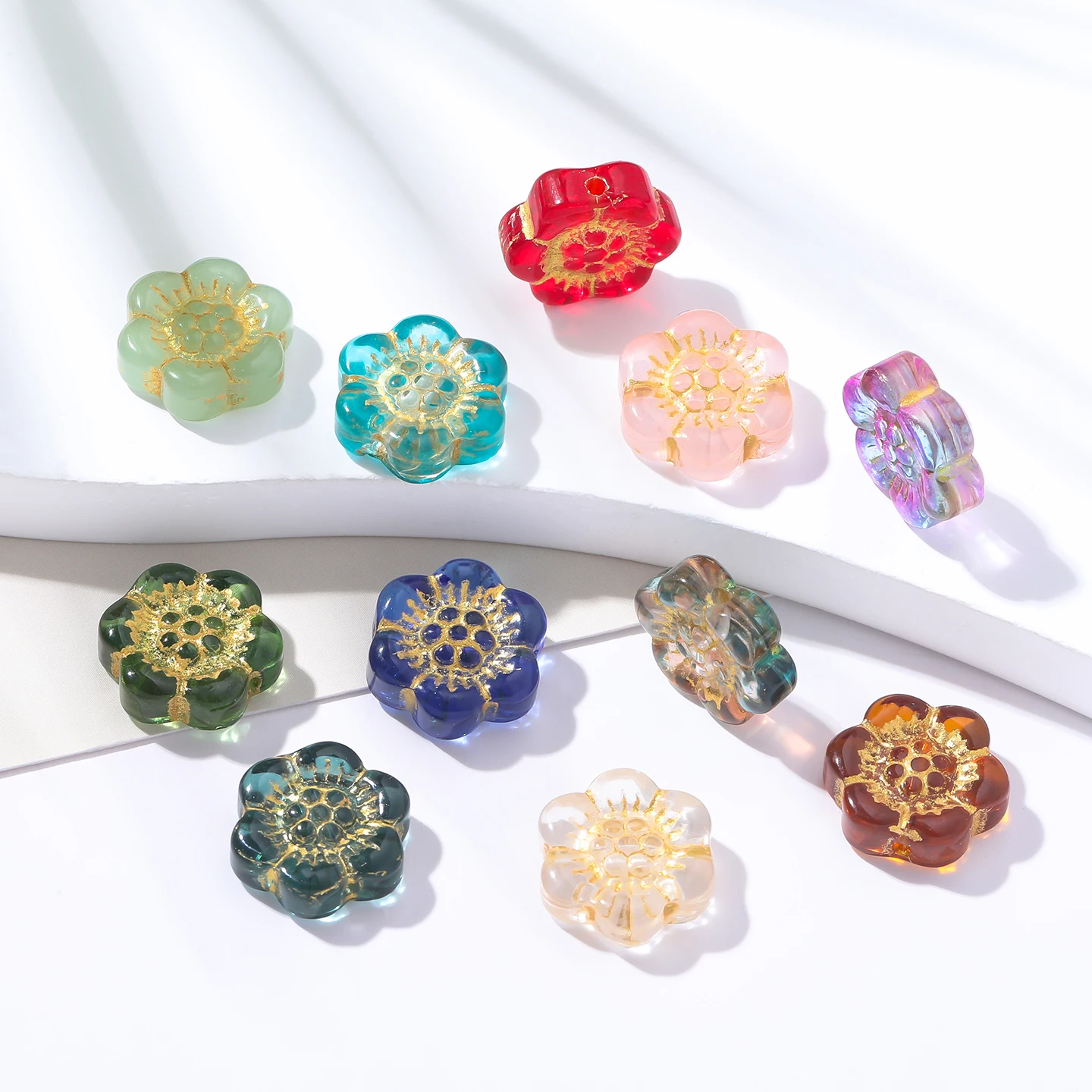5pcs 13*14mm Colored Spacer Beads Glass Flower Shaped Beads With Golden Edge for DIY Necklace Bracelet Jewelry Making Supplies