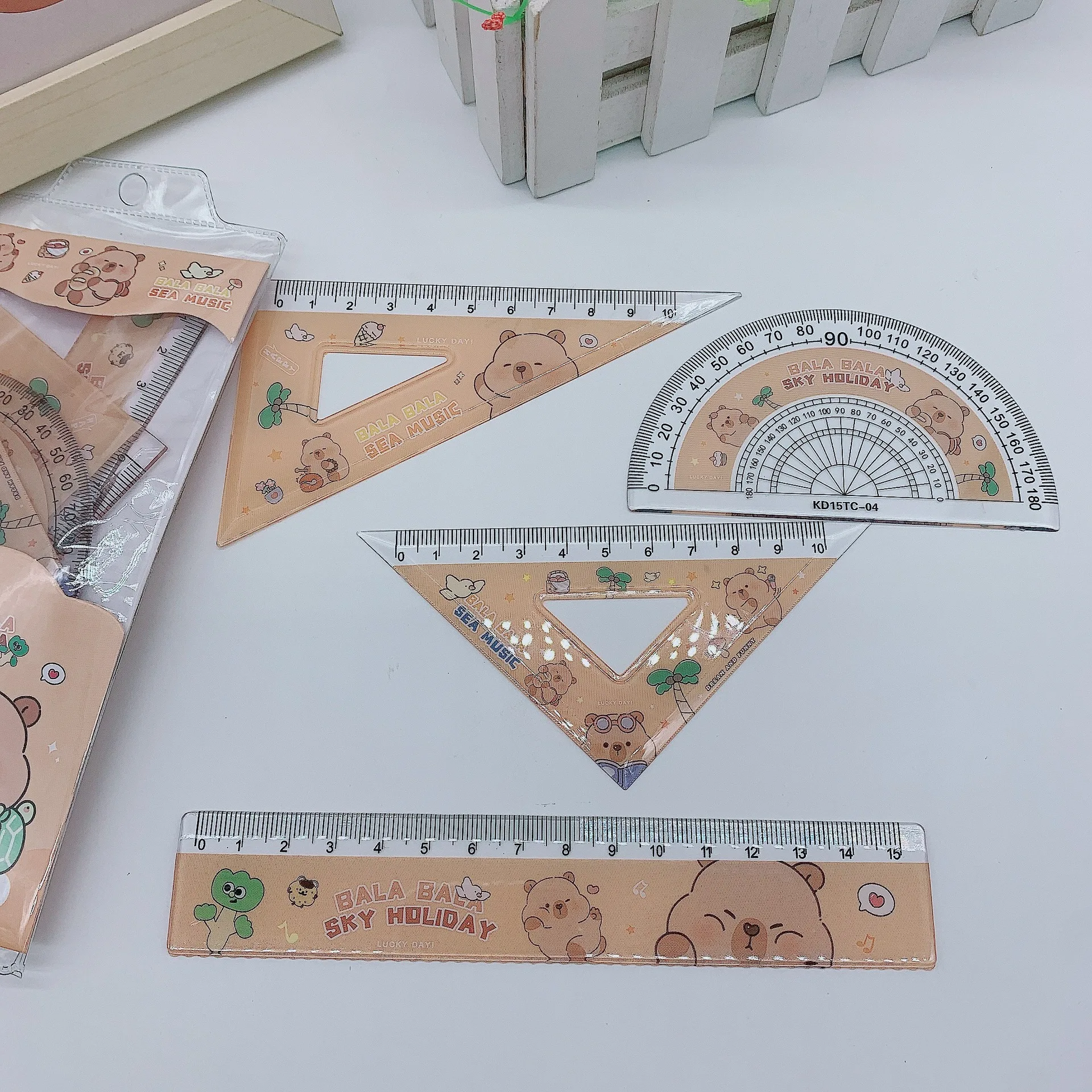 New 4 in 1 Cute Capybara Cartoon Ruler Stationery Set Multifunctional Combination Ruler Ruler Triangle Protractor Drawing gift