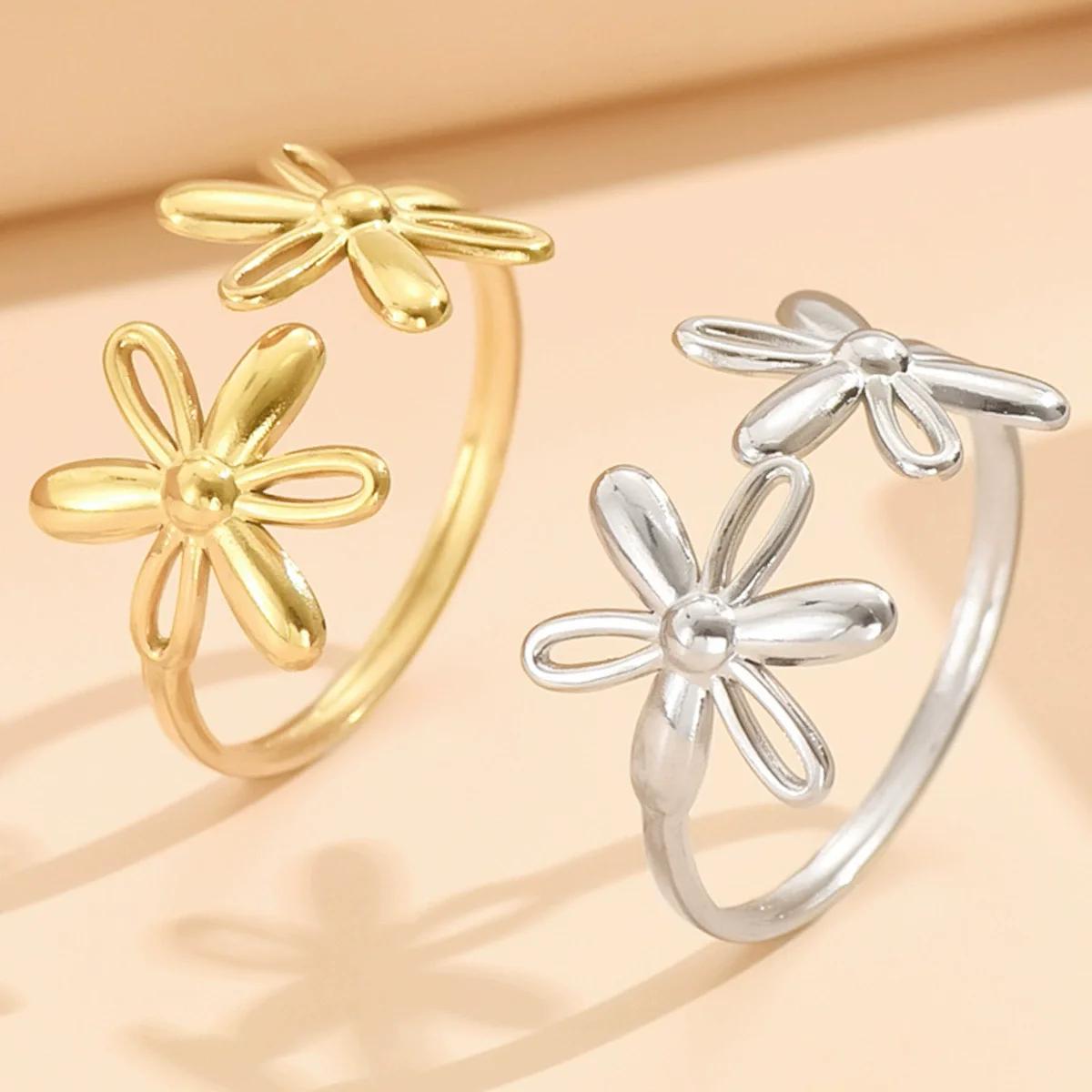 Fairy hollow small daisy opening stainless steel ring, female sweet flower index finger ring, stainless steel jewelry