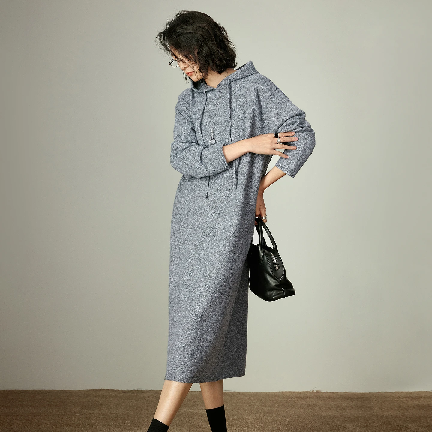 TOYOUTH Vrouwen Jurken 2023 Winter Nieuwe Wasachtige Garen Capuchon Sweatshirt Jurk Intellectuele Grijze Losse Hemd Gebreide Jurken