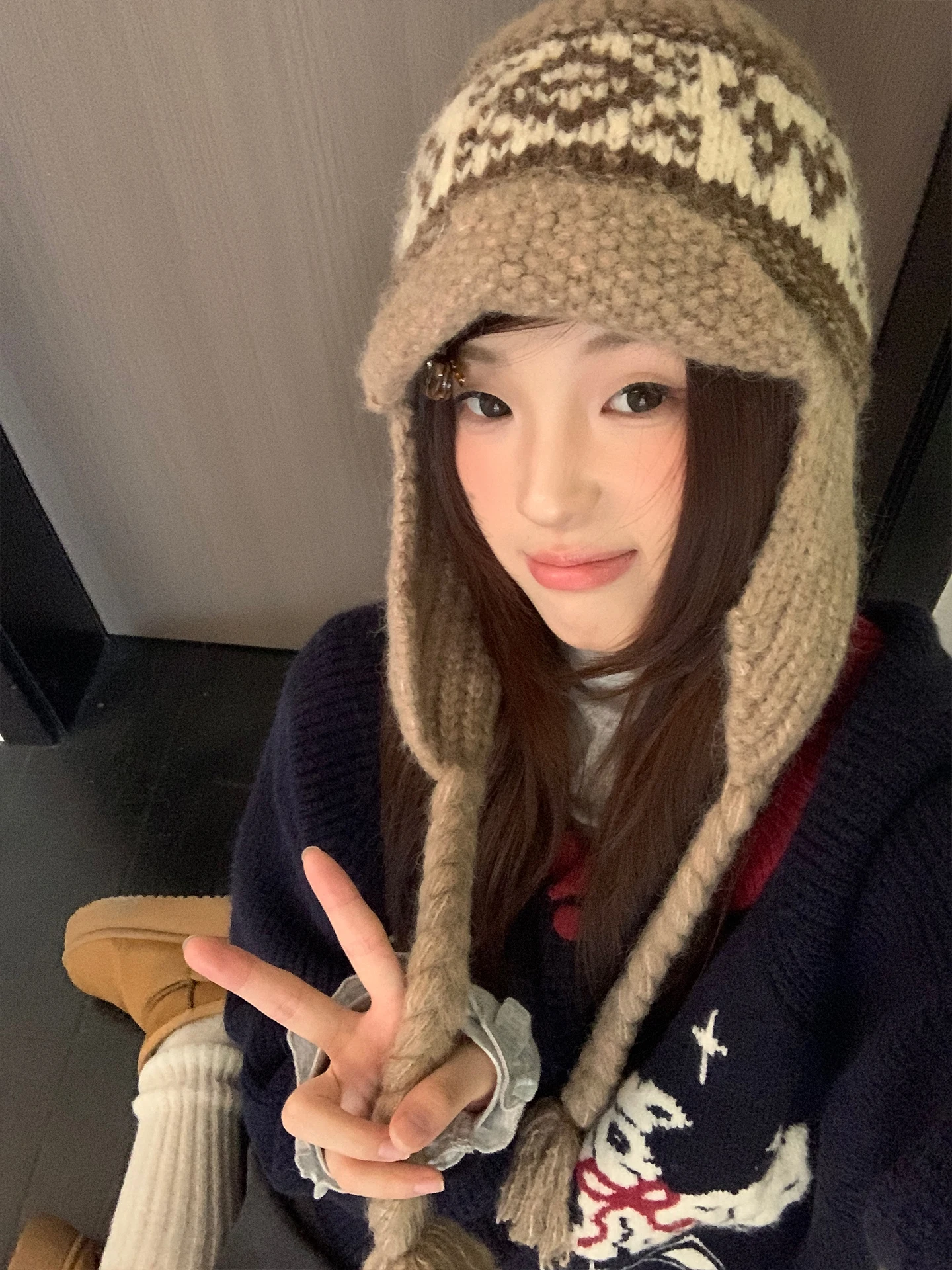 Universal Knitted Hat New Autumn And Winter Model To Keep Warm And Protect The Ears Lei Feng Hat