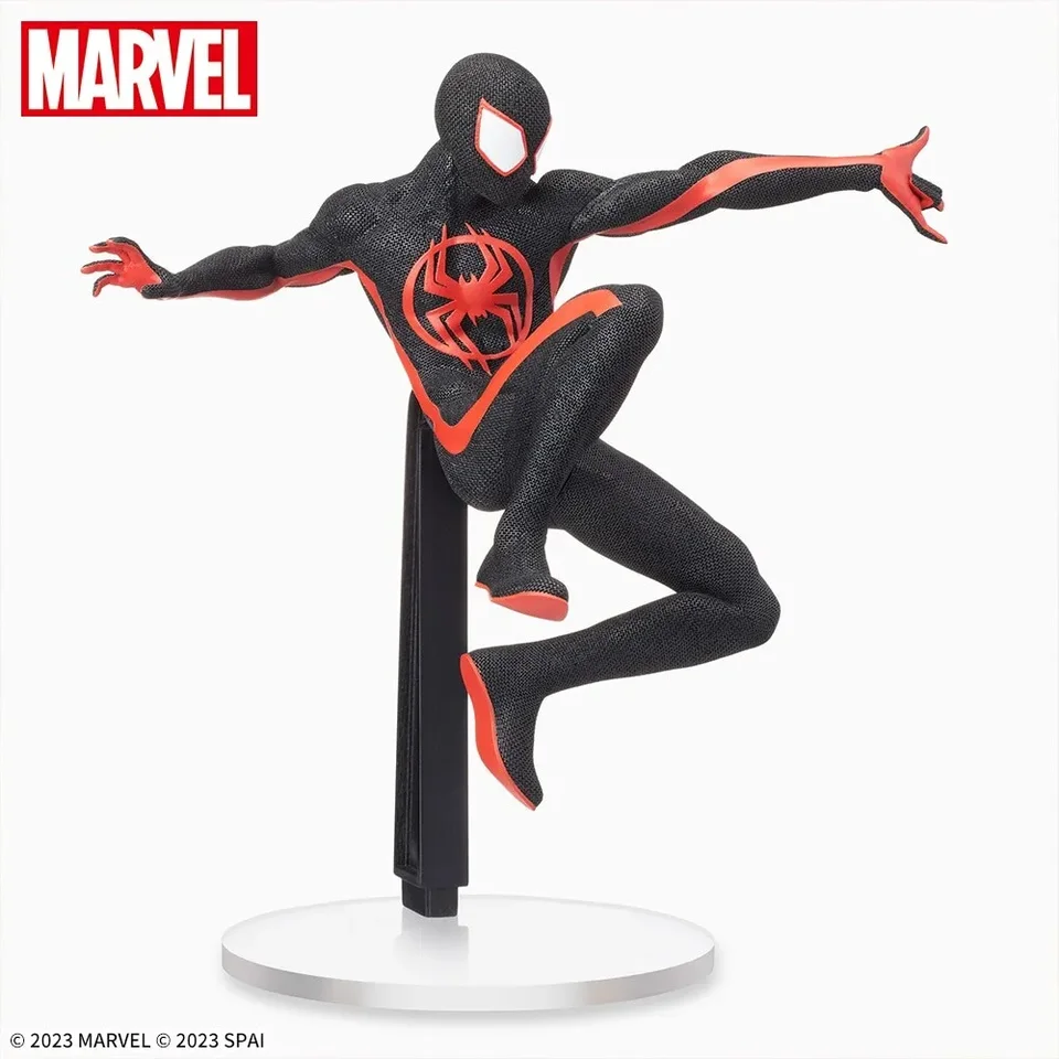 Original Sega Marvel Universe Luminasta Spider-Man Spider-Gwen