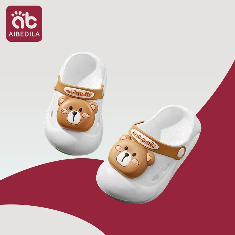 

Cartoon Home Slippers Kids Fashion Cute Soft Soled Non-slip Sandals Summer New Design Shoes Baby Unisex PVC Round Head Slippers