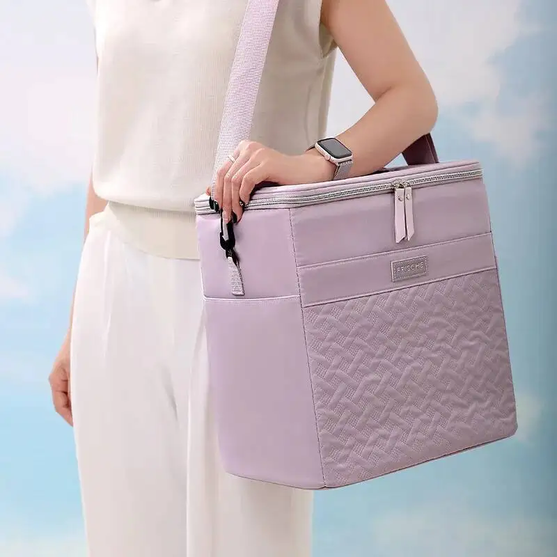 

Large Capacity Outdoor Handheld Lunch Bag Cross Body Lunch Box Bag Picnic Fresh Packaging New Insulated Cooler Bag
