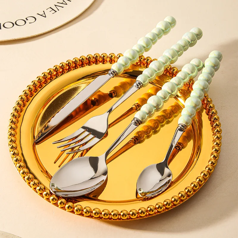 

4 Piece New Design Pearl Handle Cutlery Stainless Steel Western Cutlery Classic Dinner Set Knife and Fork Set Restaurant Dining