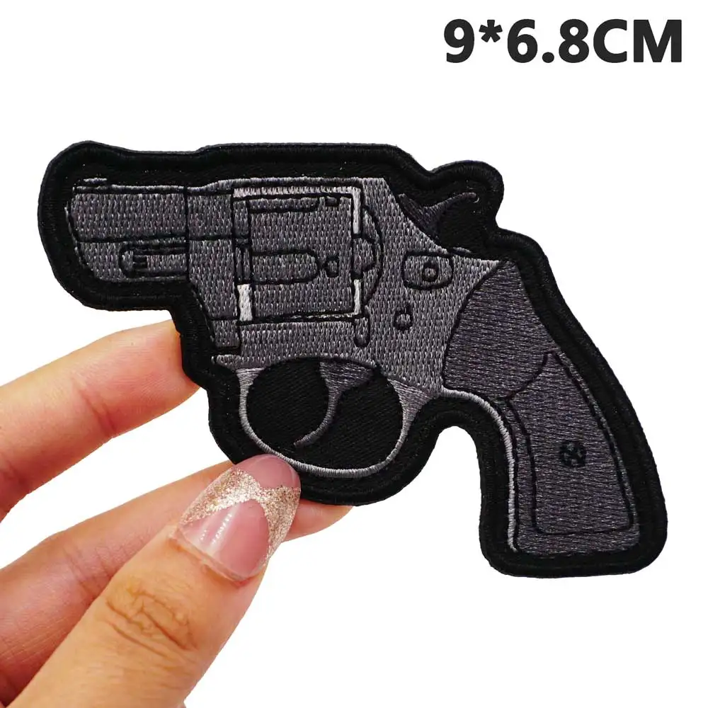 Revolver Army Tactical Samurai Embroidery Hook Backing Patches Military Morale Badges for Clothes Arm Hat