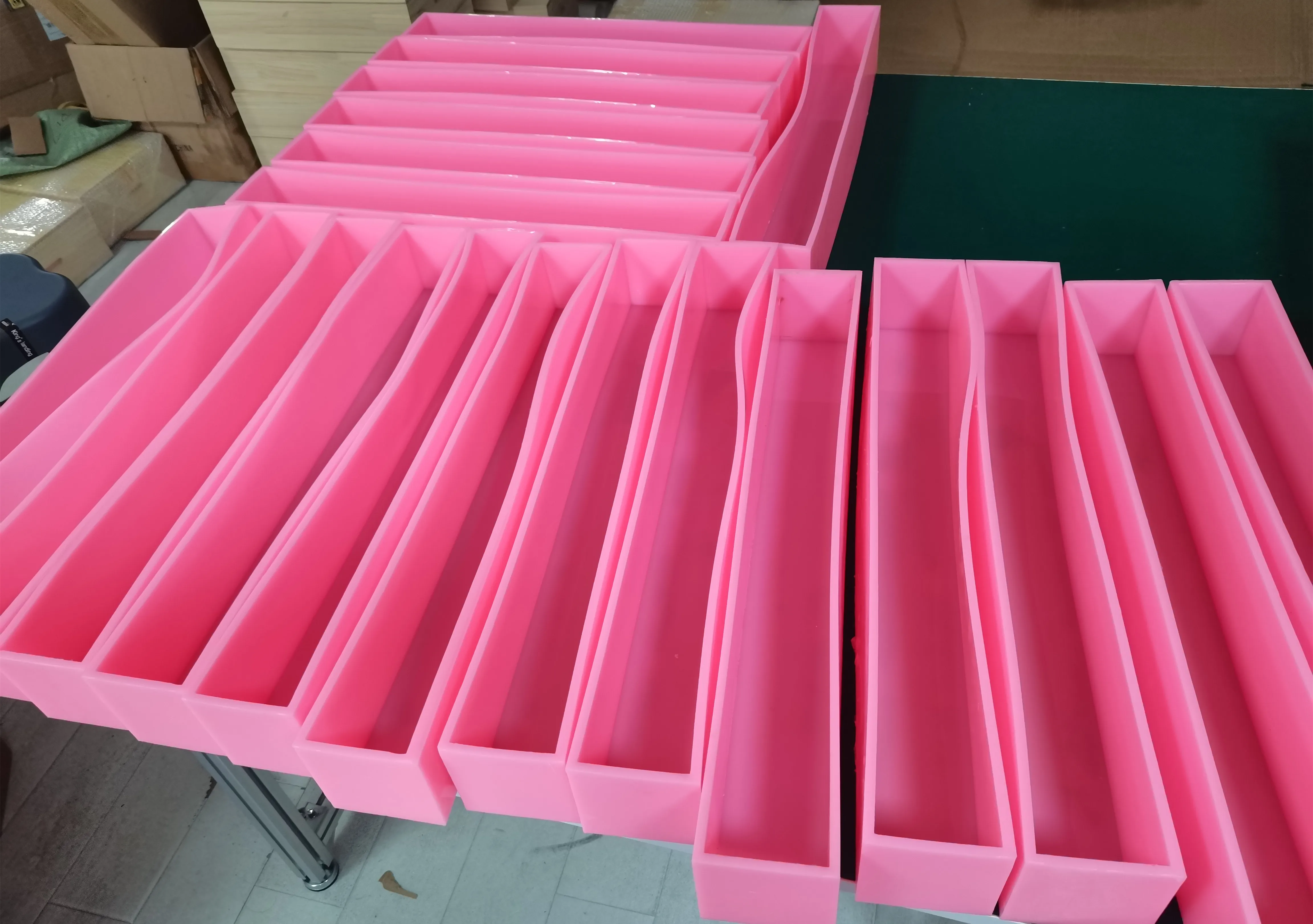 Long Silicone Liner Mold, Natural Soap Mould Liner, Soap Capacity, 135 ounce, 8.4 lb, 3.8 kg, Size 23.6x3x3.3 inch