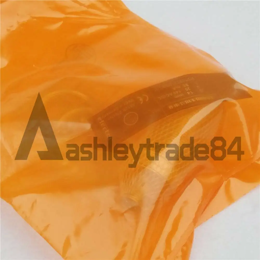 1PC for IFM Proximity Switch IIT001 New