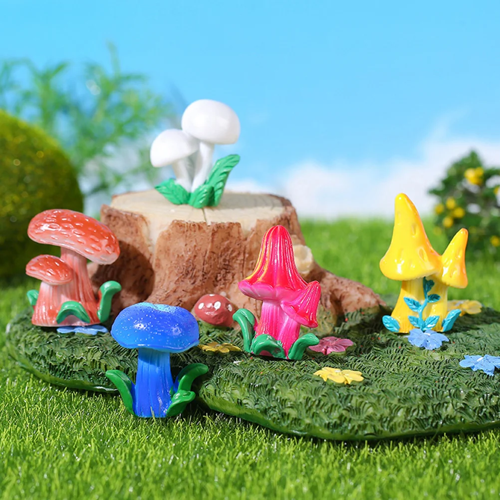 

7Pcs Mini Mushroom Decor Resin Landscape Ornaments Bonsai Garden Decoration for Shelf Tabletop Home Office