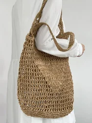 Fashion Women Rattan Tote Bag Luxurious Designer Shoulder Handbag Large Capacity Wicker Women Shopping Handbag Trend Straw Bag