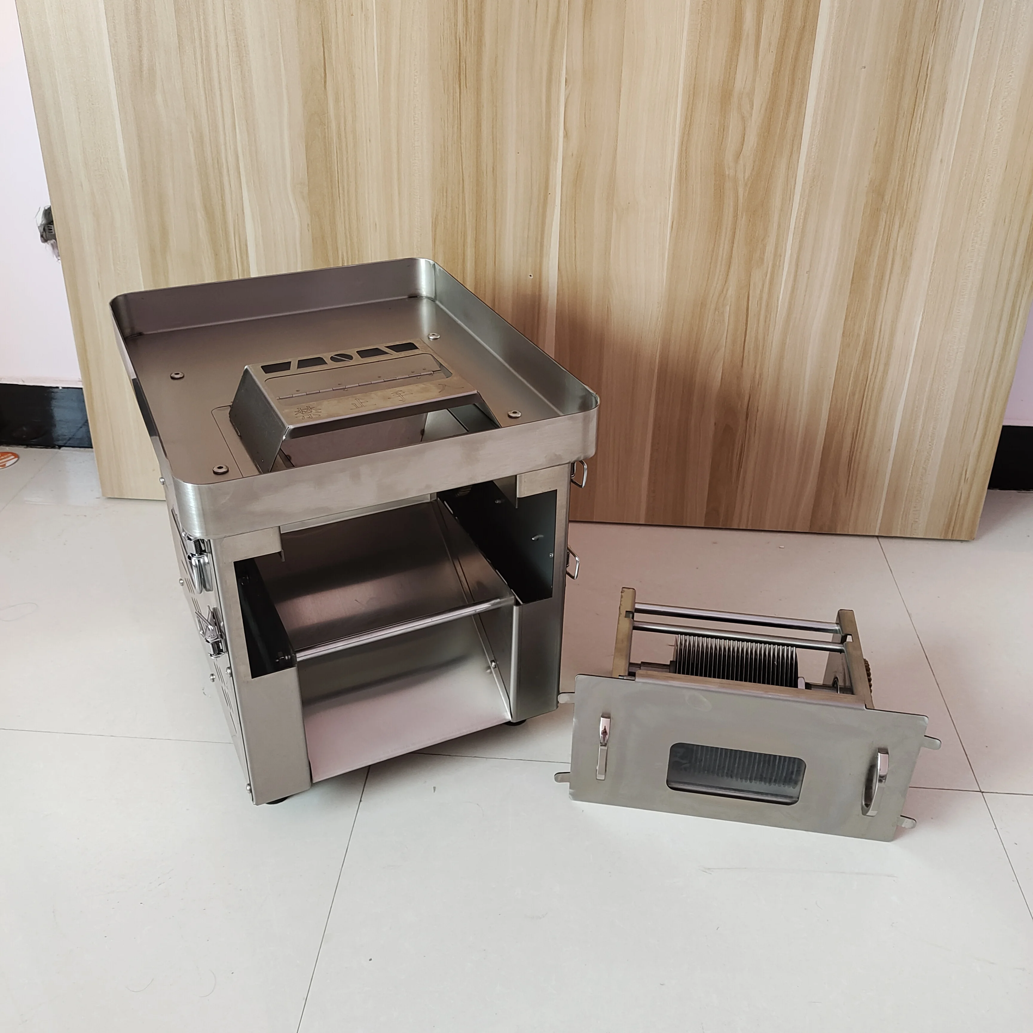 Commercial Househol…