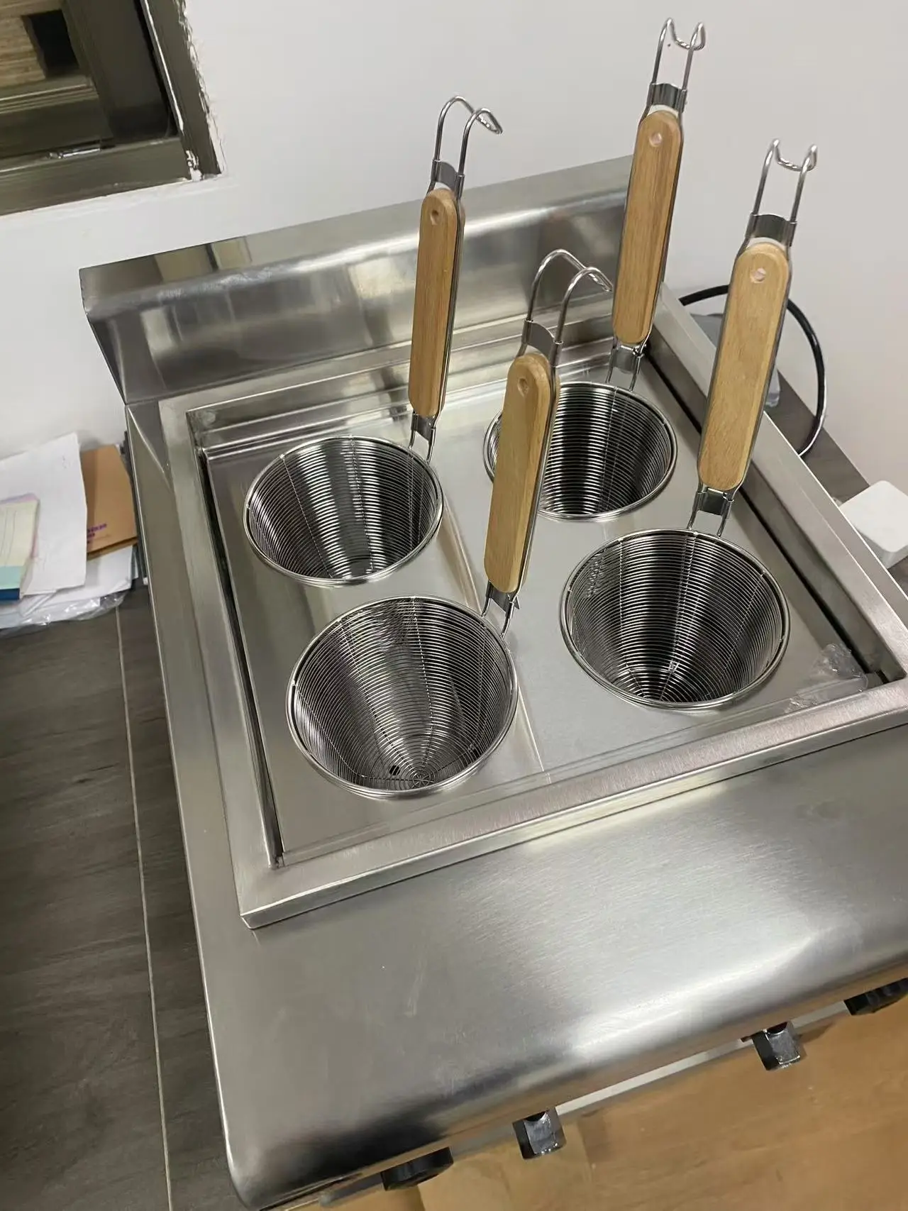 Most Popular Pasta Cooking With 4 Baskets Stainless Steel Electric Noodle Cooker for Restaurant