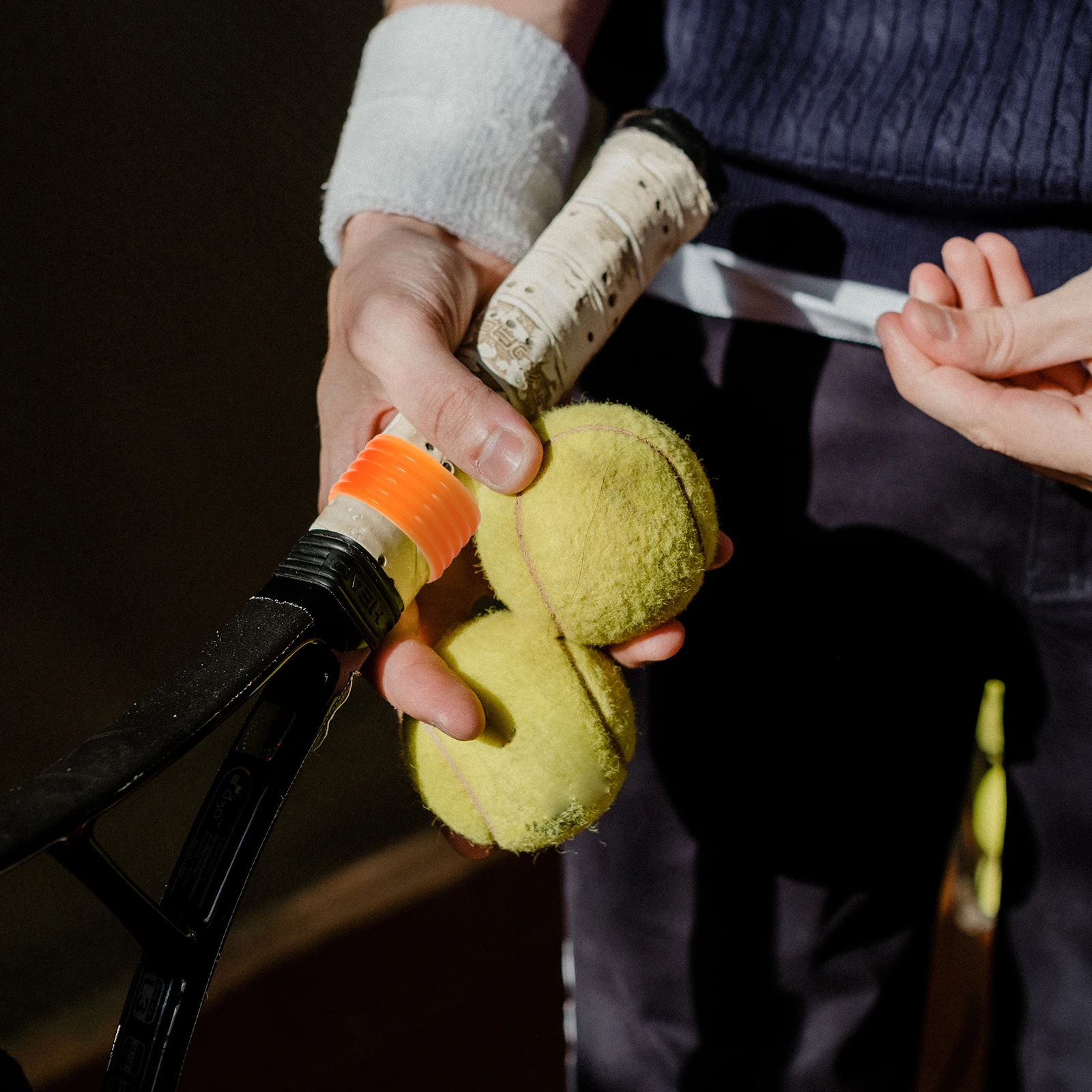 

8Pcs Tennis Grip Silicone Rings Flexible Non-Slip Overgrip Bands for Badminton Tennis Rackets Racket Supplies Badminton Grip