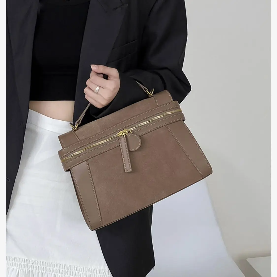 

2023 New Women Luxury Brand Purses And Handbags Large Size Can Have Both Shoulders and Backpacks Genuine Leather Armpit Bags