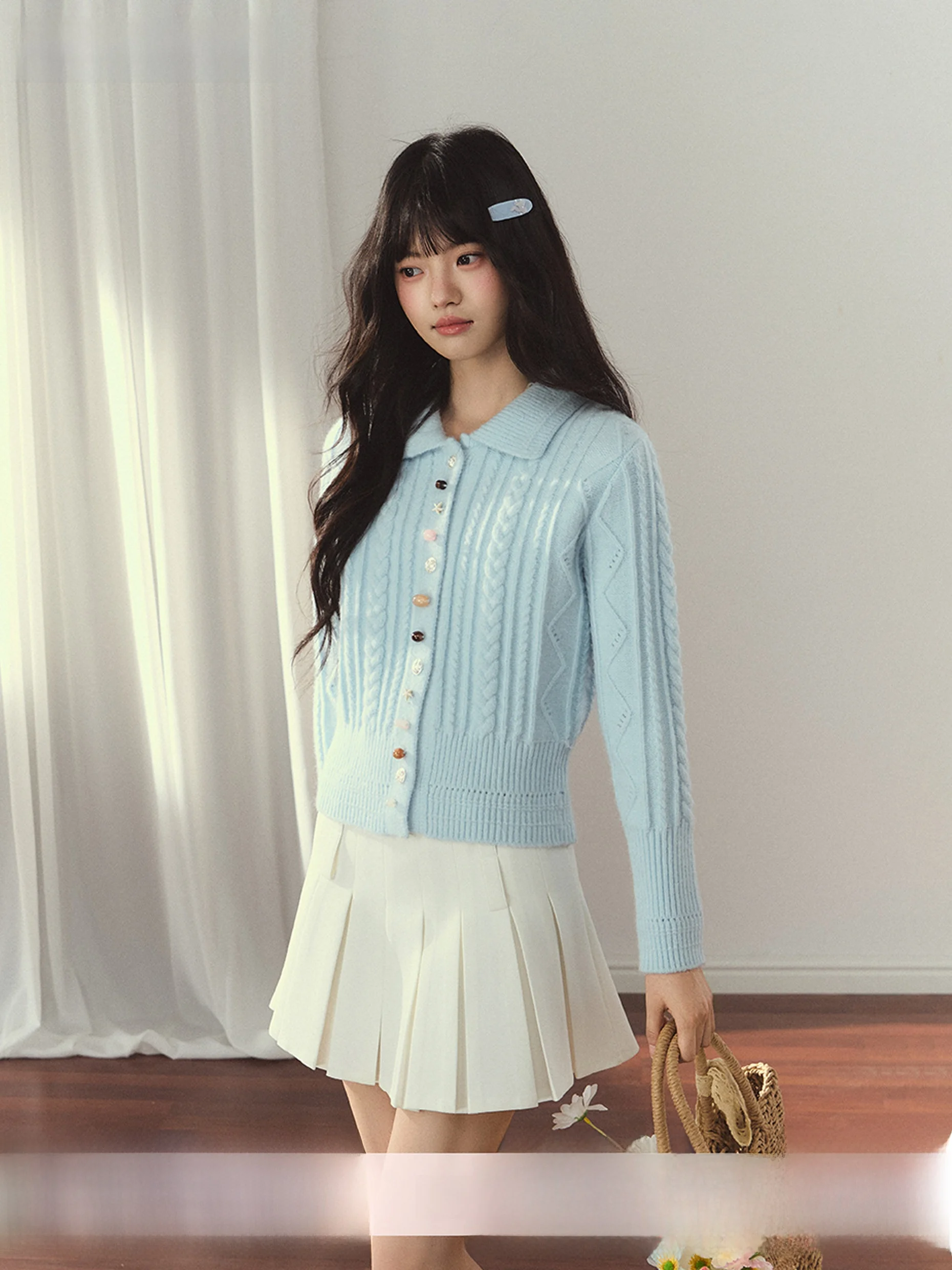 

Umoumo Sweet Fre Turn-down Collar Knitted Sweater Bead Decorated Button Cardigan Slimming Effect Floral Twist Design Long S...