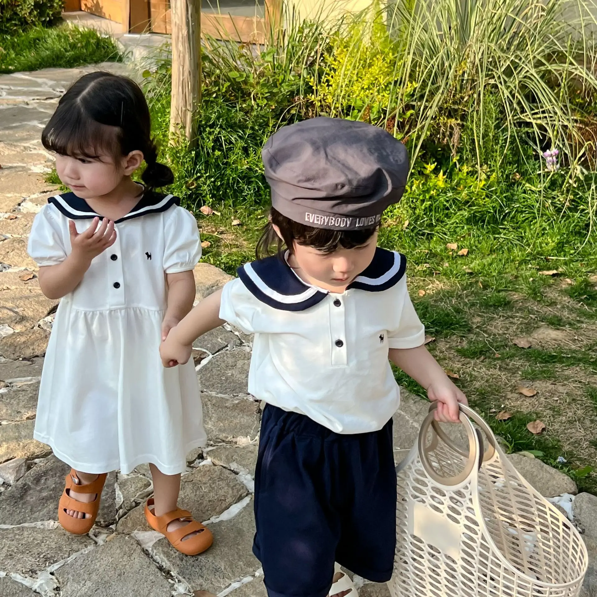 2024 Summer New Sibling Outfits Children Academic Style Boy Navy Collar Tops Shorts Suit Girl Dress Brother Sister Clothes Set