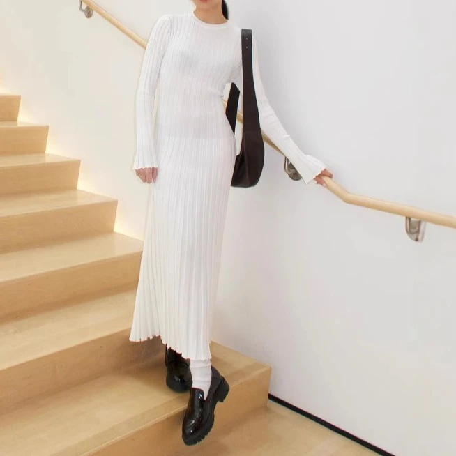

Knitted Dress Women Ankle Length Dresses Y2k Streetwear O Neck Long Sleeve Pullover Maxi White Vestidos Summer 2025 Casual