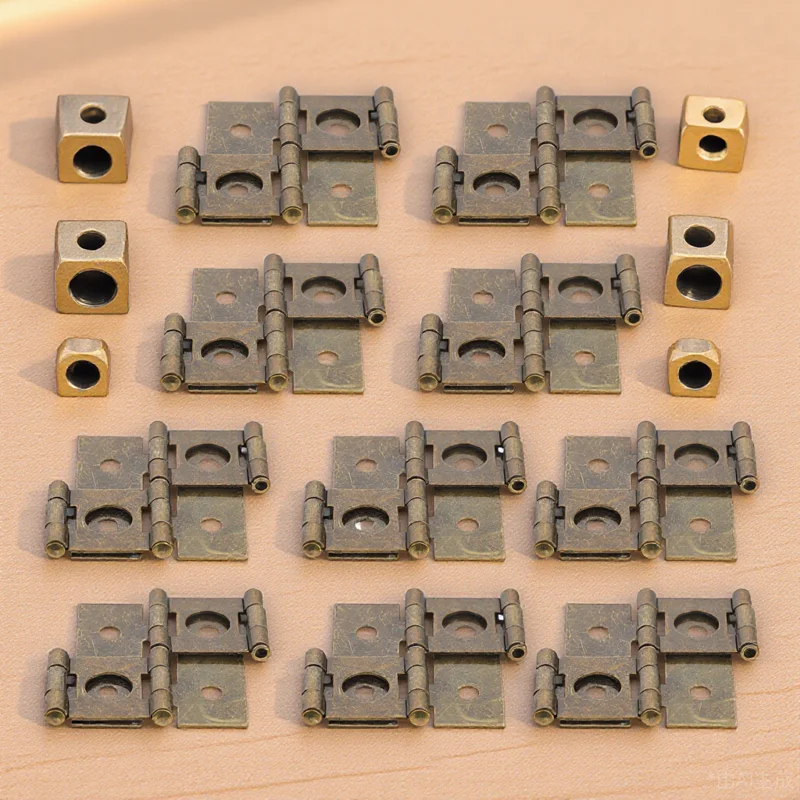 

10pcs Door Hinge Iron Cabinet Folding Screen Hinge Oil Metal Gate Hinges Retro Style Furniture Hinges Corner Spring Closure