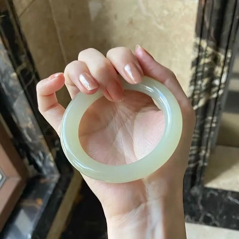 

Outer Mongolian Blue White Jade Fat Round Strip Clear Water Green Women's Bracelet High Imitation