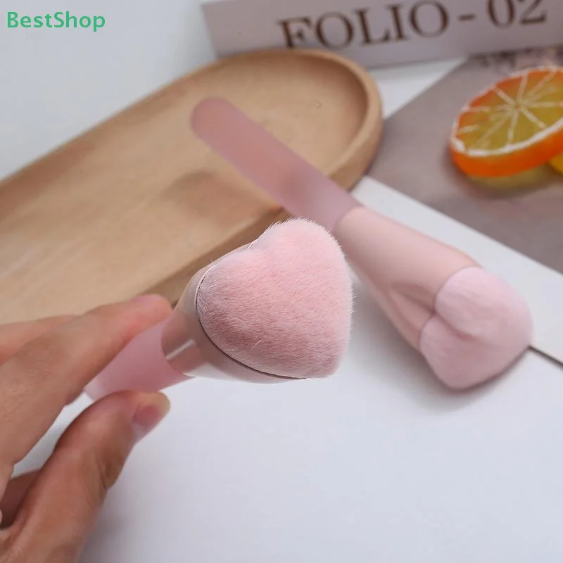 ★ ★ ★ Rosa herzförmiger makelloser Foundation-Creme-Make-up-Pinsel, loser Puder-Rougepinsel, Beauty-Tool