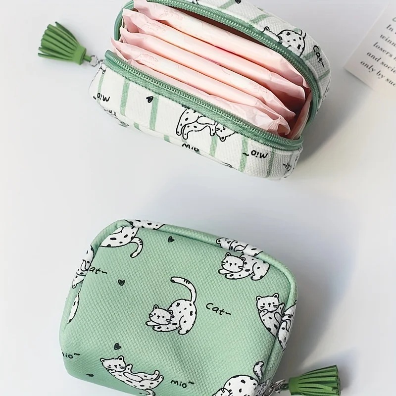 1PC Forest Student Cute Makeup Bag Small and Portable Sanitary Napkin Storage Bag Cat Zipper Small Bag