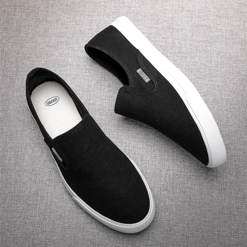 Scarpe Casual da uomo mocassini Casual Sneakers moda uomo scarpe di tela scarpe da uomo Slip-on traspiranti scarpe vulcanizzate primavera autunno