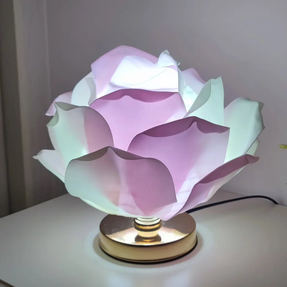 Nice Creative Rose Floral Table Lamps Girls Bedroom Atmosphere Decorative Night Lights