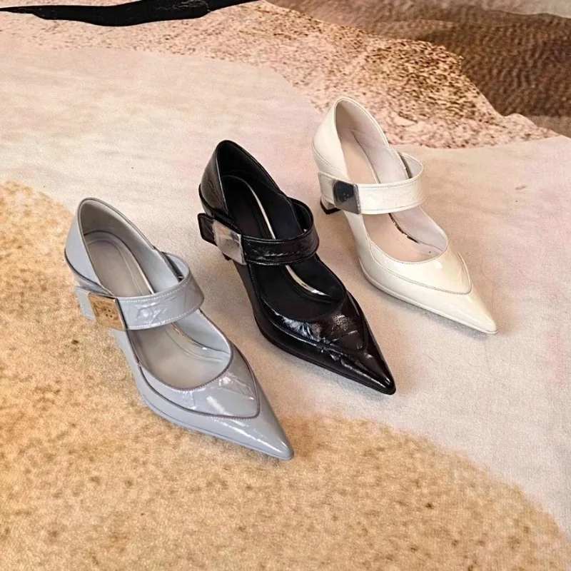 

French Single Shoes Women Spring and Autumn New Fashion One Word Block Heel Shoes with Pointed Toe