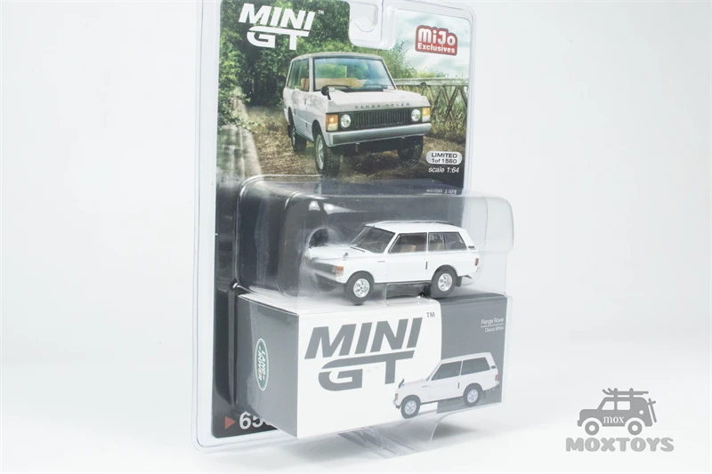 MINI GT 1:64 Range Rover Davos White Diecast Model Car