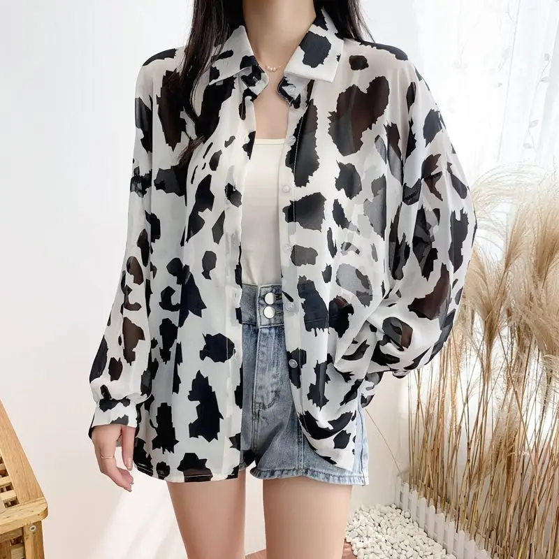 2023 New Summer Fashion Retro Loose Relaxed Leopard Print Long Sleeve Sunscreen Temperament Ice Silk Long Sleeve Oversize Shirt