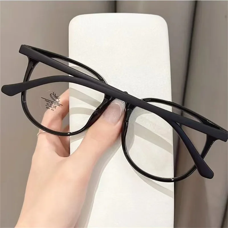 2024 New Anti-blue Light Glasses Men Women Fashion Transparent Computer Glasses Frame Retro Myopia Glasses Square Eyeglasses