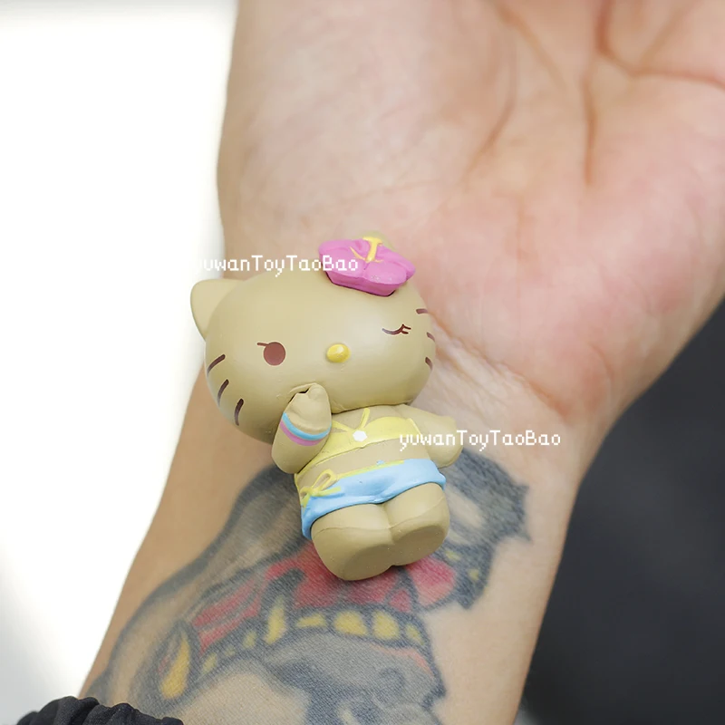 

Sanrio персонаж слепая коробка игрушки летние приморские каникулы серии аниме фигурка черная кожа Hello Kitty Kuromi Melody Kdis подарки