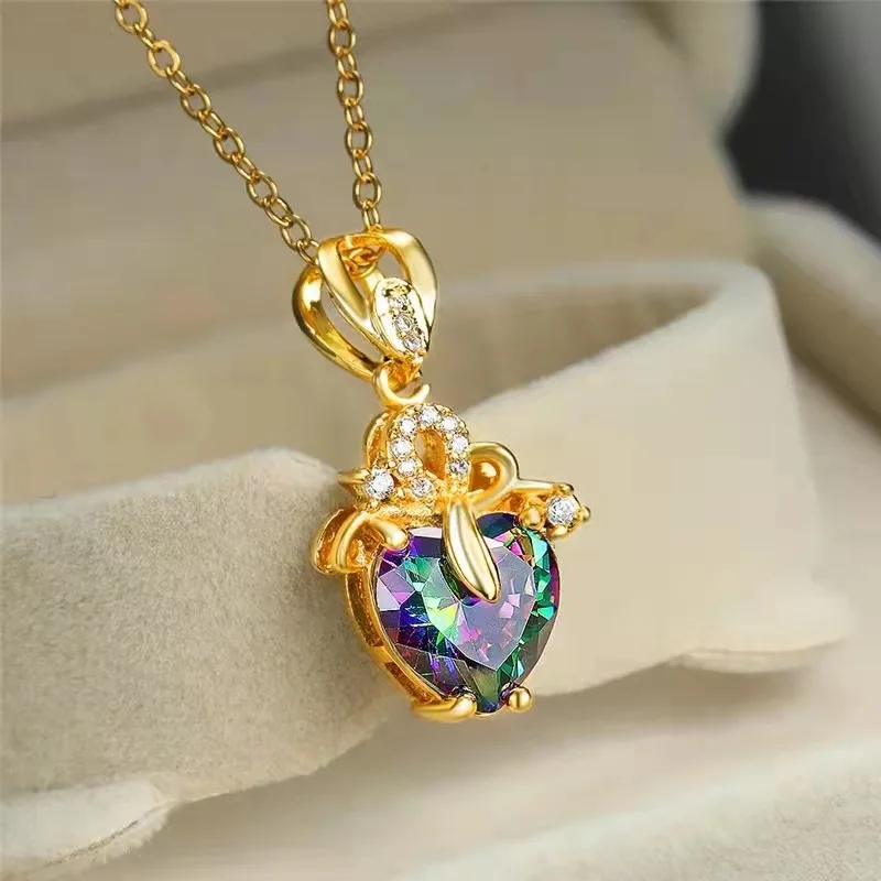 Colorful Shiny Love Heart Crystal Pendant Necklace Women Beautiful Rainbow Rhinetsone Heart Shaped Charm Wedding Party Jewelry