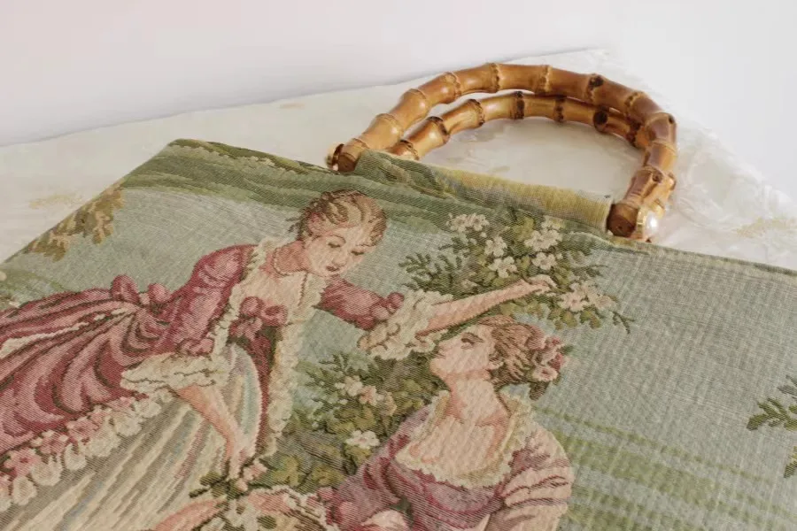 LOST IN VINTAGE 1950\'s Delill French Provincial Tapestry Young Love Courting Chain Handle Purse