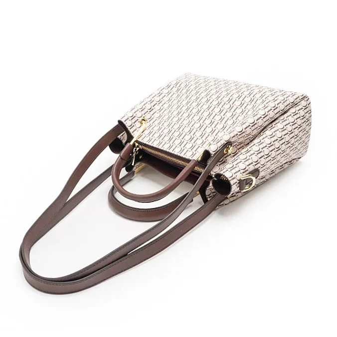 Tas Selempang CH Brand Classic Letter Print Kapasitas Besar Berkualitas Tinggi untuk Wanita, Multi Kantong, Elegan, Populer, Mewah Ringan