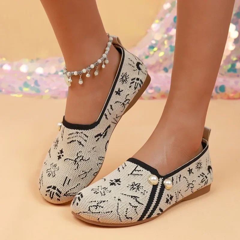 

Women's Sneakers Floral Embroidery Mesh Sneakers for Women Slip on Casual Comfy Heeled Shoes Woman Loer Traditional Embroidery