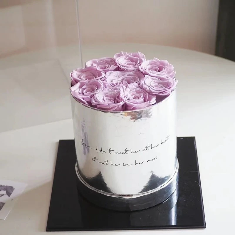 

Eternal Flower Rose Acrylic Hug Bucket Bouquet Finished Valentine's Day Real Flower Gift Eternal Flower Premium Ornament