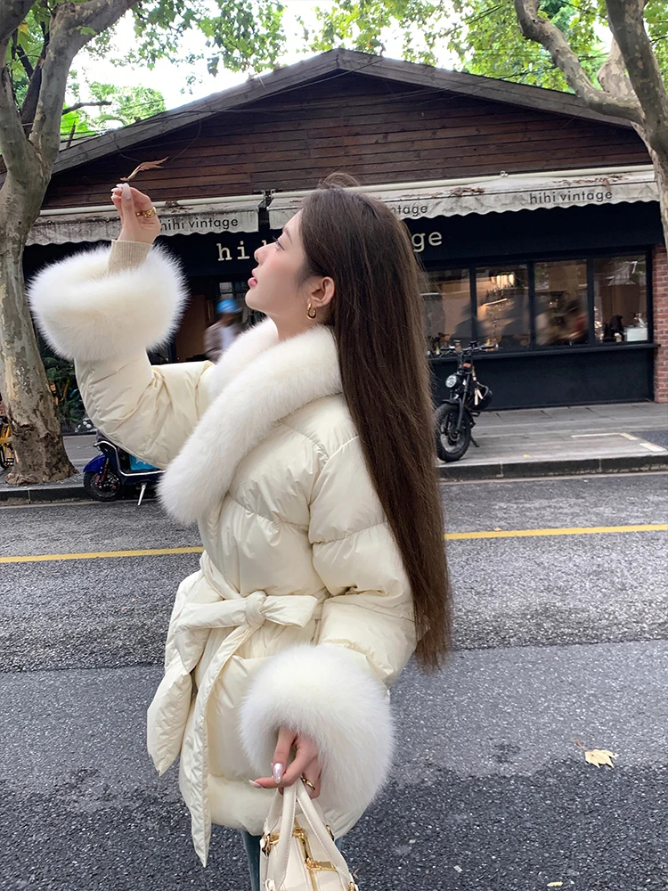 Lady Luxury Big Real Fox Fur Collar Down Coat with Belt Women Winter Fluffy White Duck Down Puffer Jacket