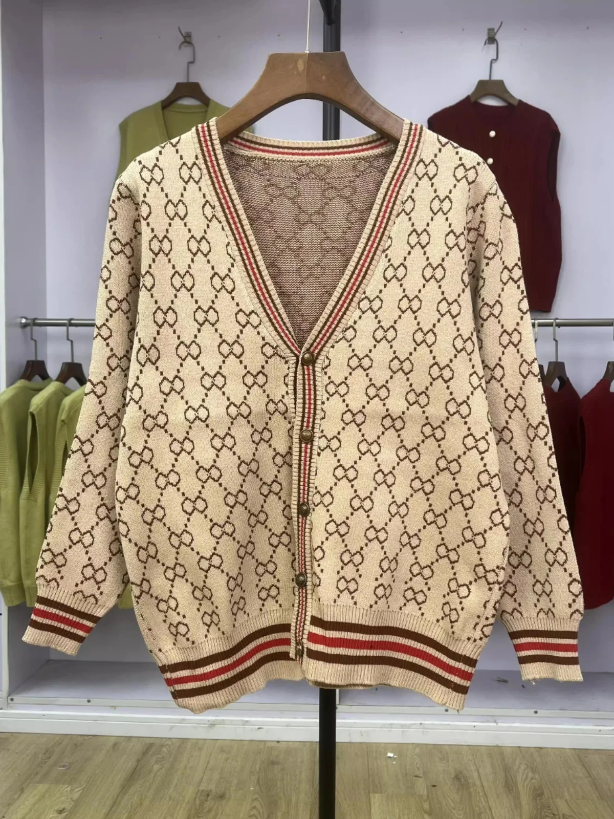 

V-Ne вязаный открытый кардиган женский весенне-осенний свободный топ с вышивкой в стиле ретро корейская версия модные поездки на работу