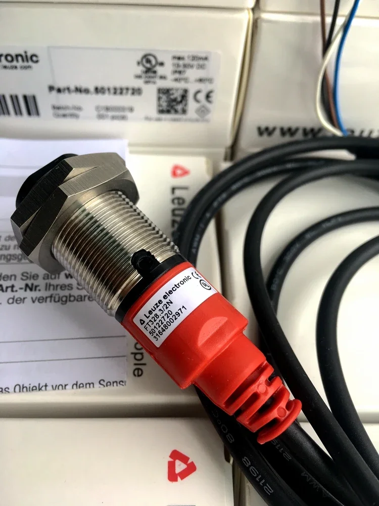 

New Original leuze photoelectric switch FT328I.X3/2N FT328.3/4P FT328.3/2N