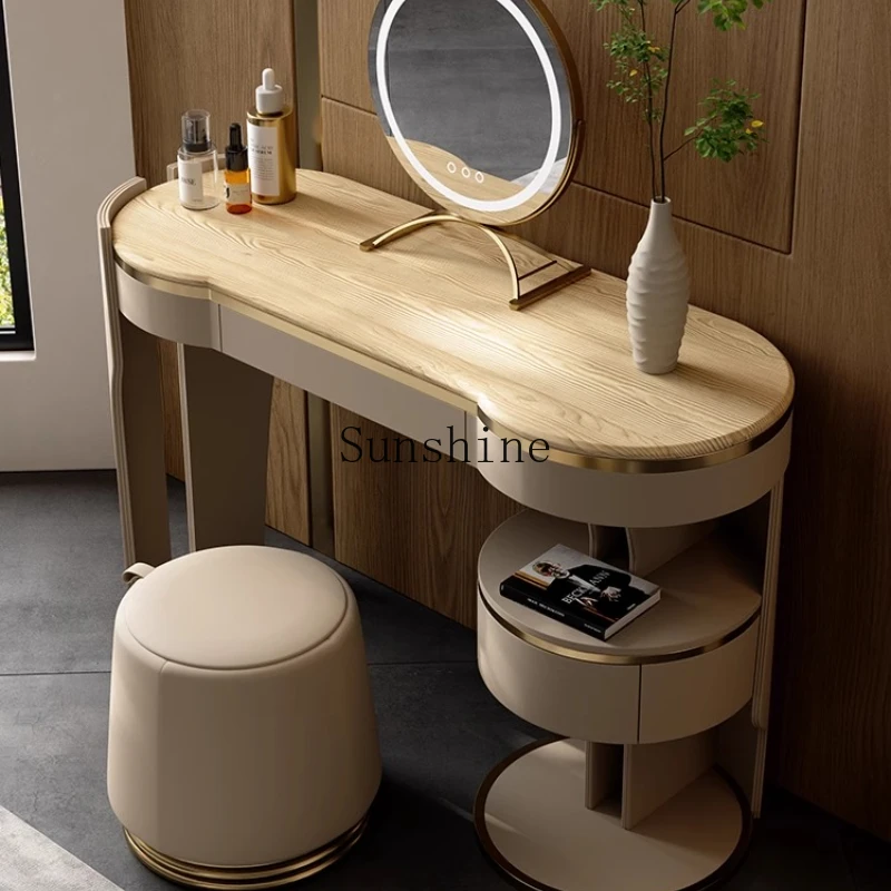 

Simple and modern solid wood dresser, large flat layer, high-end dresser, bedroom bedside table integrated