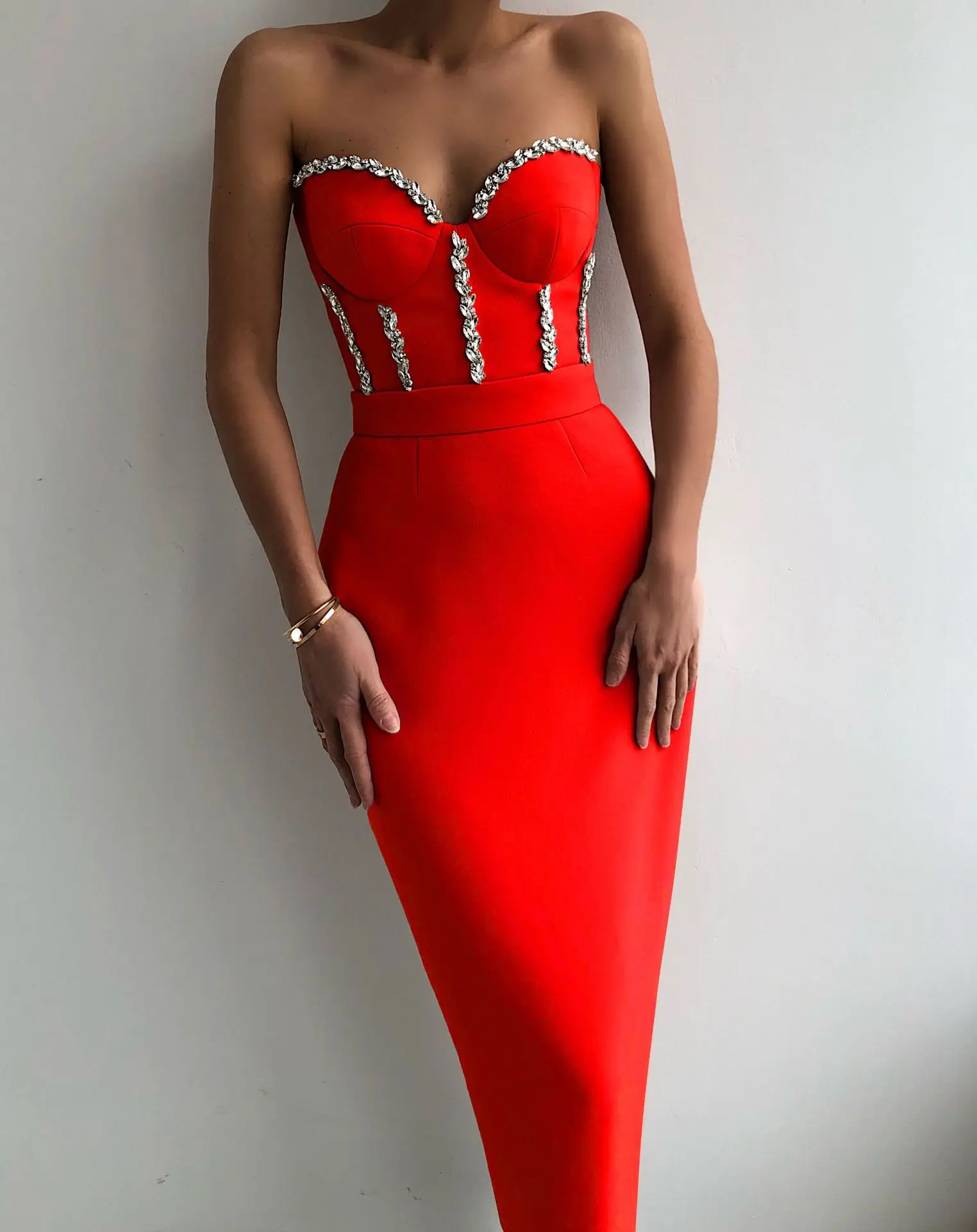 2024 Summer Strapless Bandage dresses Bodycon Sexy Sparkling Diamond Decoration Hip Covering Evening Party Bandage Midi Dresses