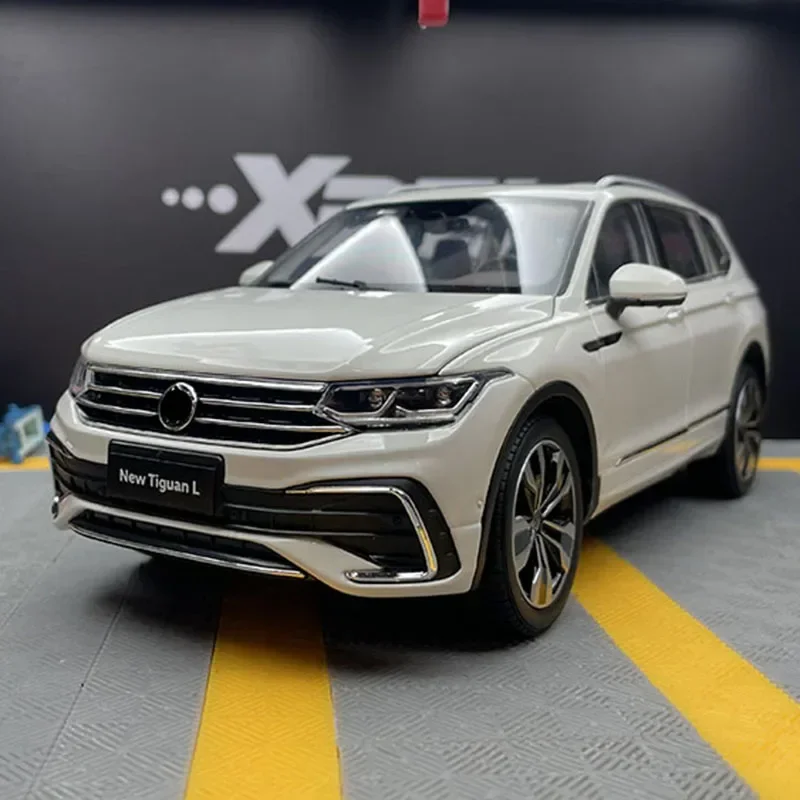 1:18 New FOR Volkswagen TIGUAN L SUV Alloy Car Diecasts & Toy Vehicles Metal Model Luxury Car Simulation Boys Gifts Collection