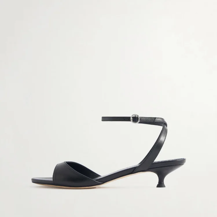 

2026 Summer New Women Sandals Feminine Cat Heels French Elegant Fashion Retro Straight Buckle Strap Thin Heel Exposed Toe Shoes