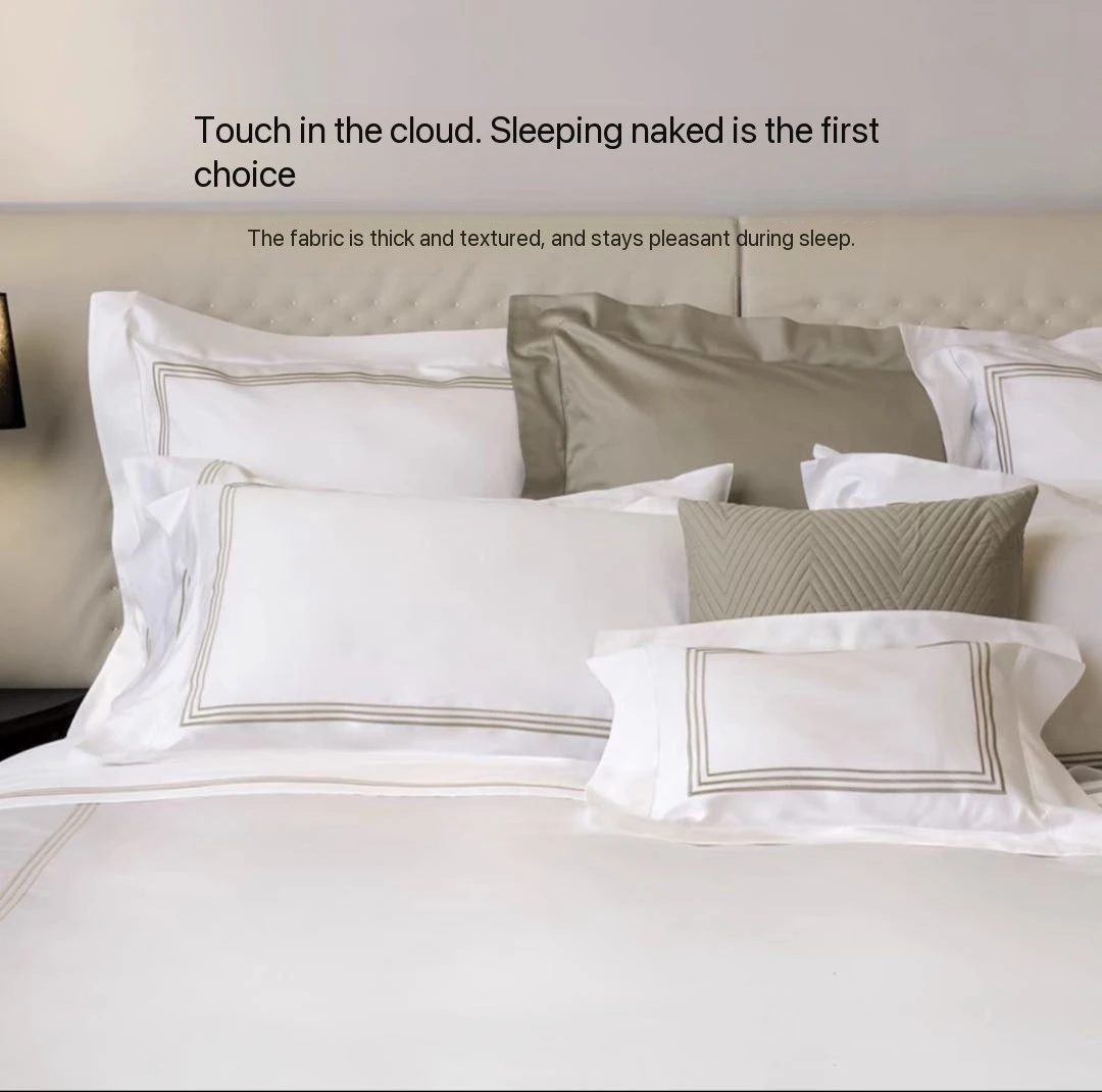 طقم ملاءات مكون من أربع قطع من القطن المصري طويل التيلة 140، فراش فندقي فاخر بنمط صلب، تقنيات مخيطة بخمس نجوم