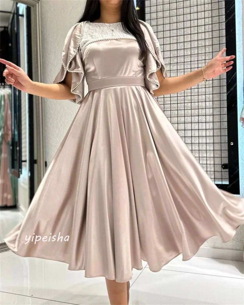 Robe Trapèze en Satin avec Perles, Drapée et Froncée, Tenue de Soirée de Mariage, Col Rond, sur Mesure, Mi-Longue