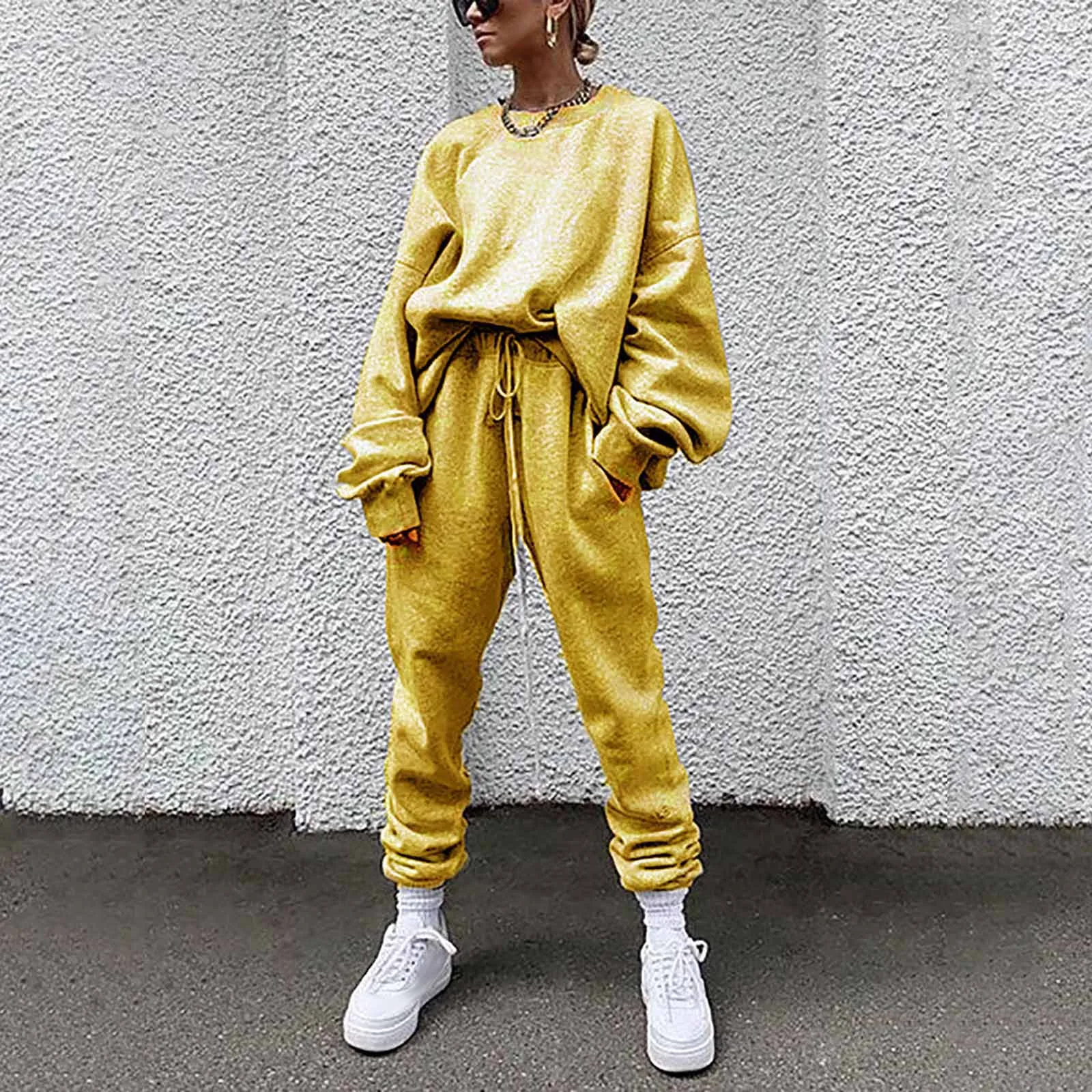 

Women's Solid Color Loose Casual Hoodie Athletic Wear 2 Piece Suit Round Neck Long Sleeves Tops And High Waisted Pants Sets