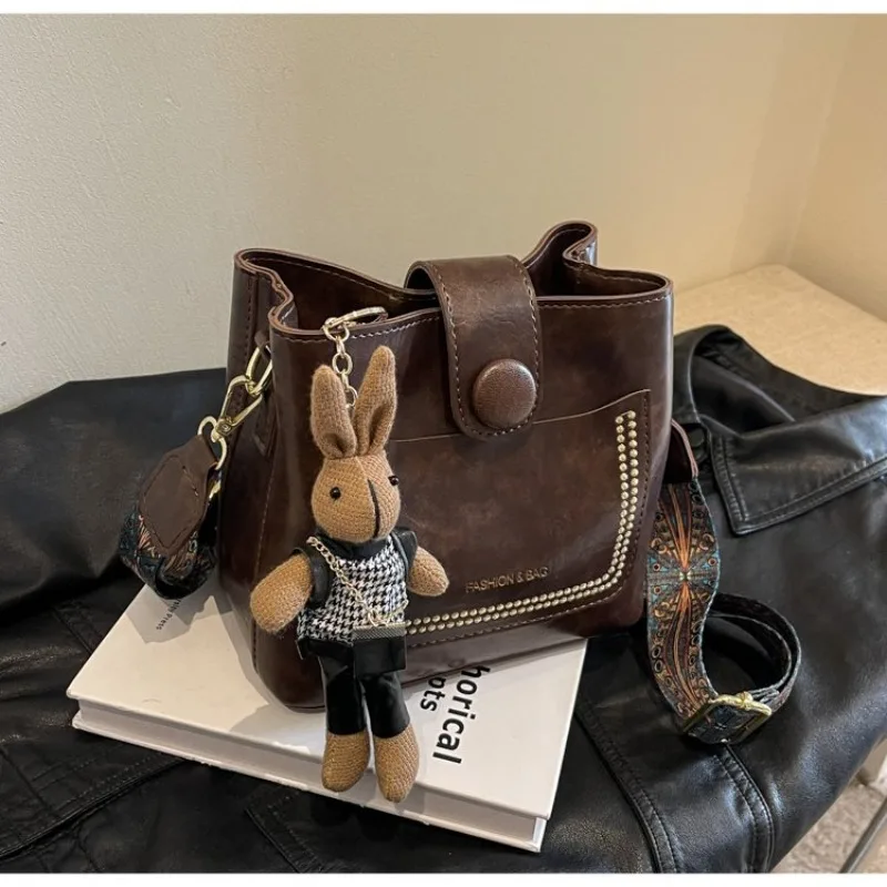 

Elegant Vintage Diaper Bag Women's Luxury Crossbody Handbag Minimalist Designer Tote Leather For Shopping And Leisure